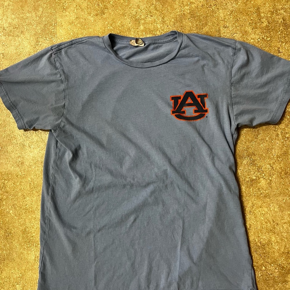 Auburn University Group of 4 Women’s Tshirts - Picture 2 of 10